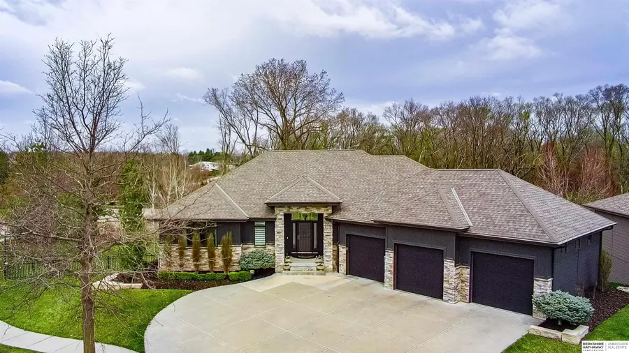 18850 Vinton Street, Omaha, NE 68130 - #2