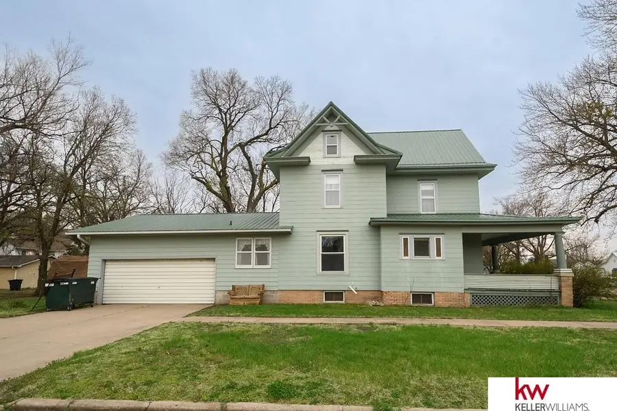 654 N Commercial Avenue, Superior, NE 68978 - #2
