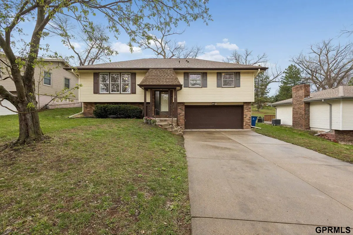 611 Sand Hill Road, Louisville, NE 68037 - #1