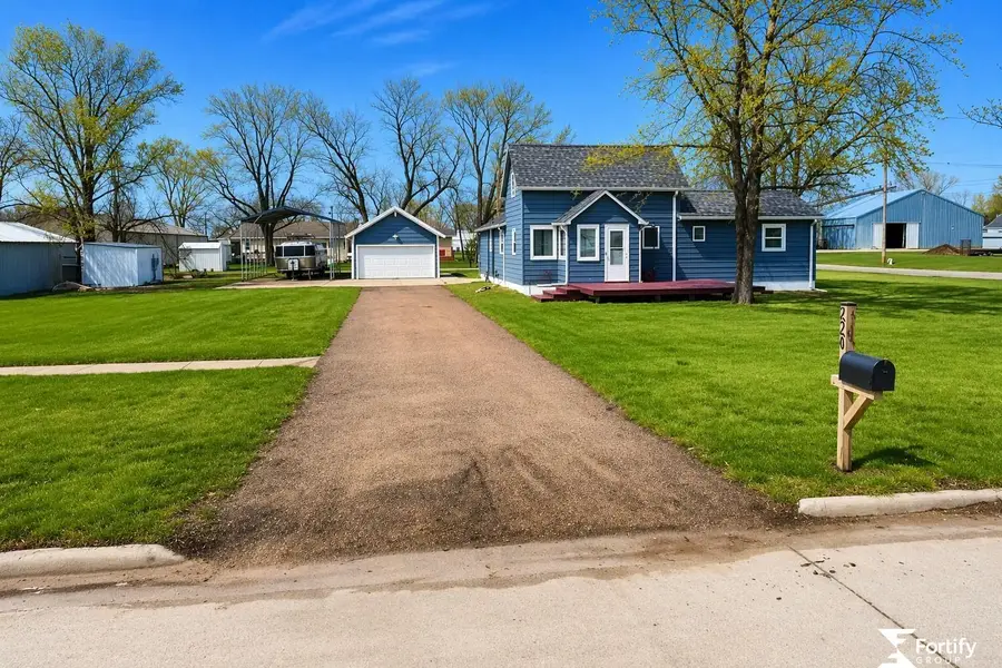 224 S Market Street, Shickley, NE 68436 - #3