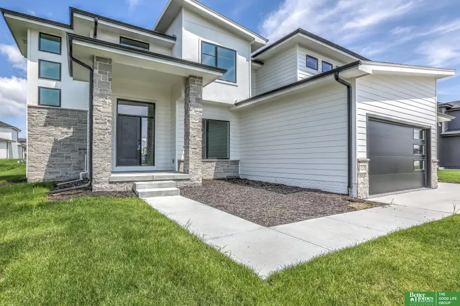 21120 Arlington Street, Elkhorn, NE 68022 - #3
