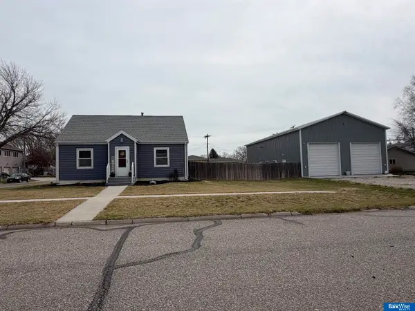 247 4th Street, Hampton, NE 68843