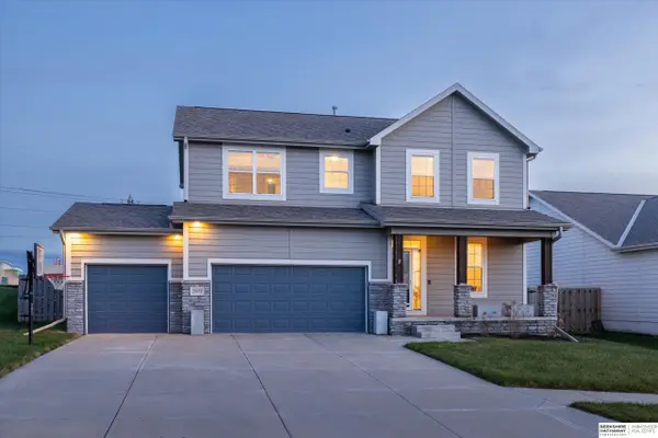 20459 E Street, Omaha, NE 68022