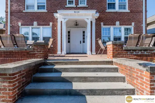 5114 Dodge Street, Omaha, NE 68132