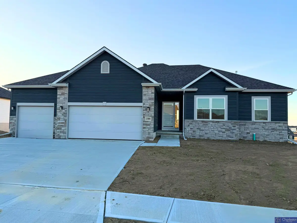 20021 P Street, Omaha, NE 68135 - #1