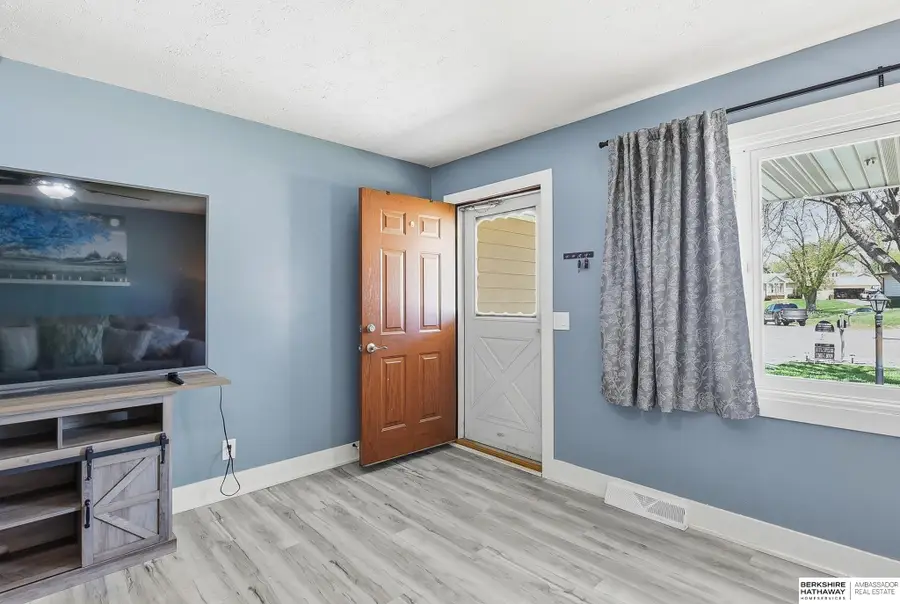 8614 S 39th Street, Bellevue, NE 68147 - #3