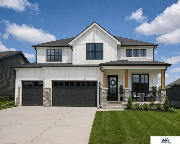 4314 S 212th Street, Elkhorn, NE 68022