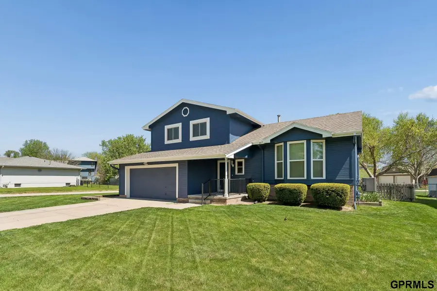 1801 Bristol Street, Papillion, NE 68046 - #3