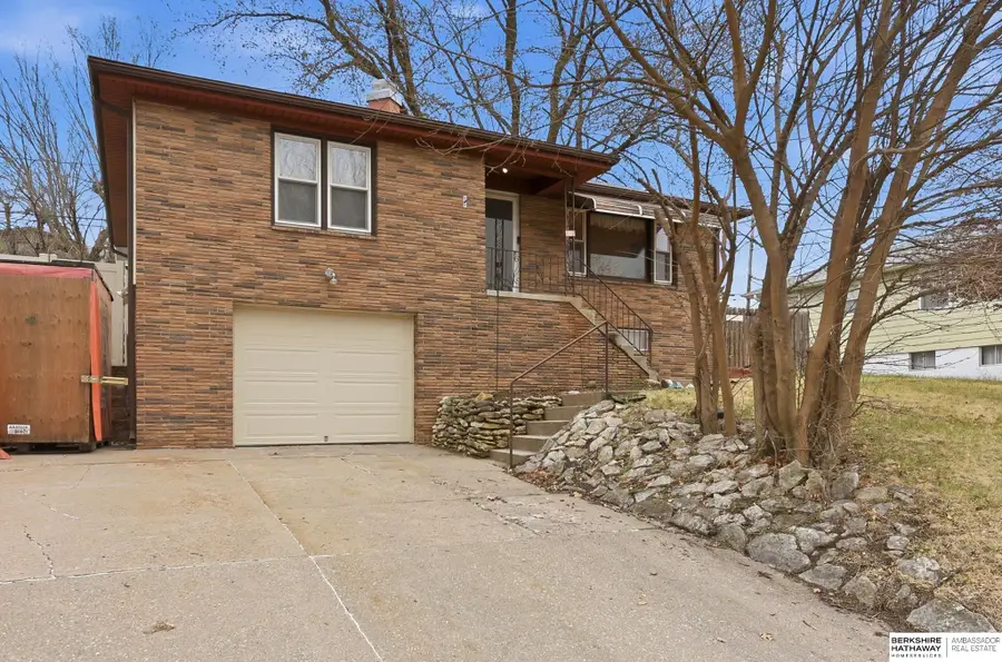 807 N 5th Street, Bellevue, NE 68005 - #2