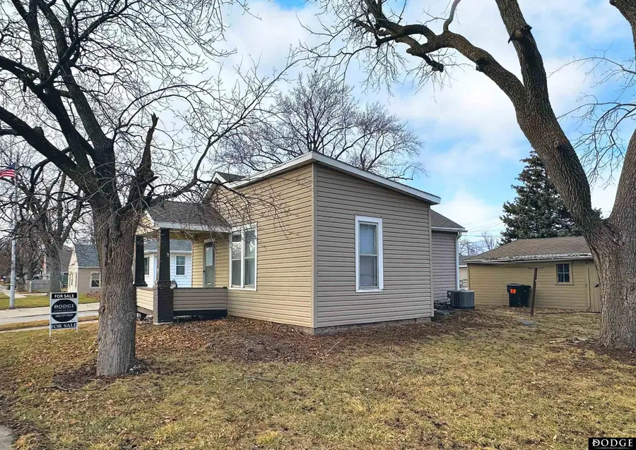 1140 E 12th Street, Fremont, NE 68025 - #2