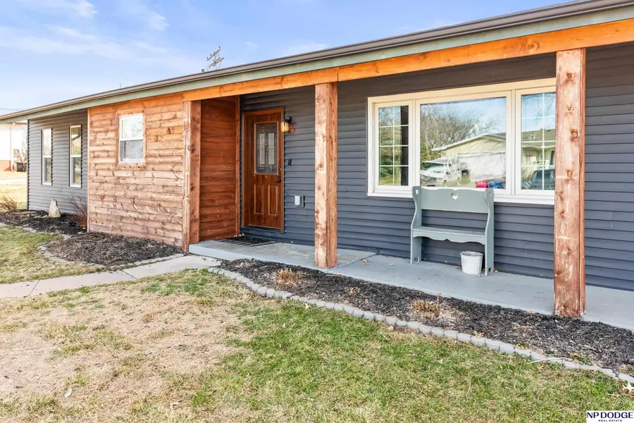 801 S East Street, Valley, NE 68064 - #2