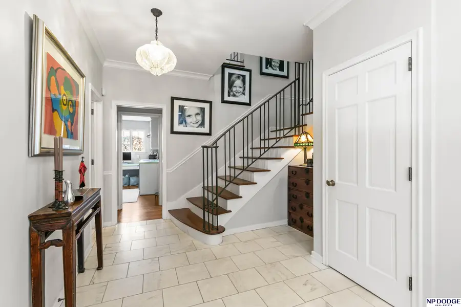 8707 Woolworth Avenue, Omaha, NE 68124 - #2