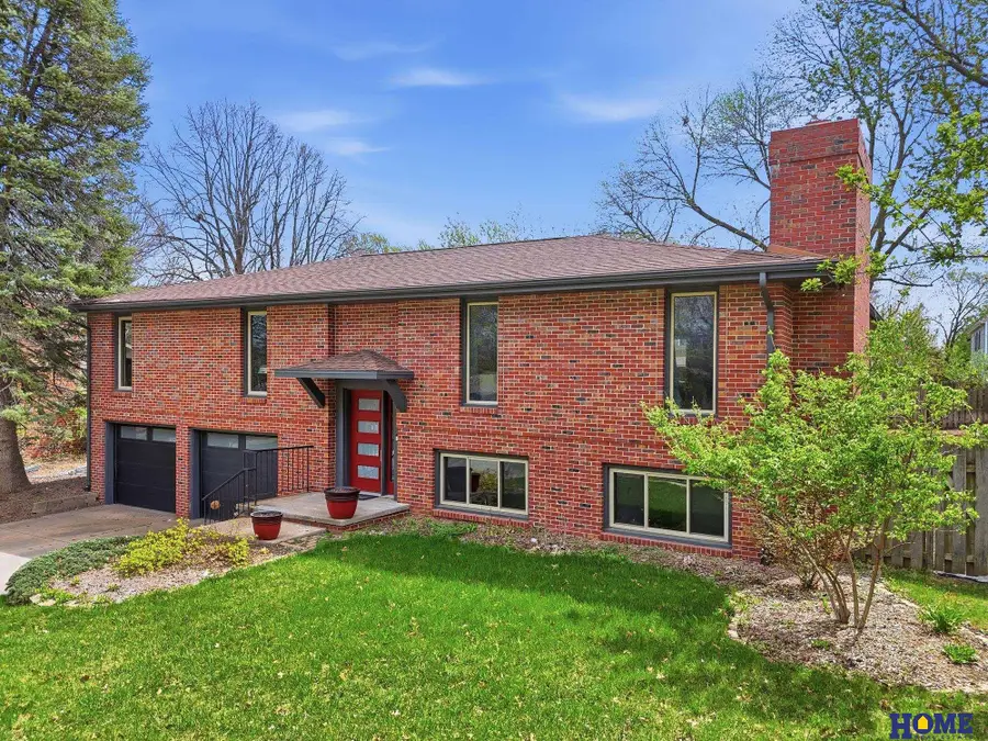 7831 Lake Street, Lincoln, NE 68506 - #2