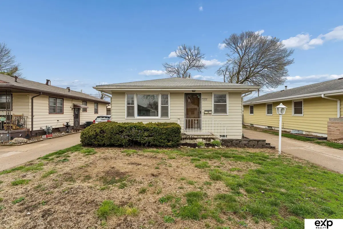 3430 8th Avenue, Council Bluffs, IA 51501 - #1