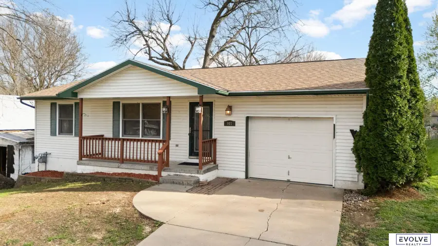 901 Green Street, Glenwood, IA 51534 - #3