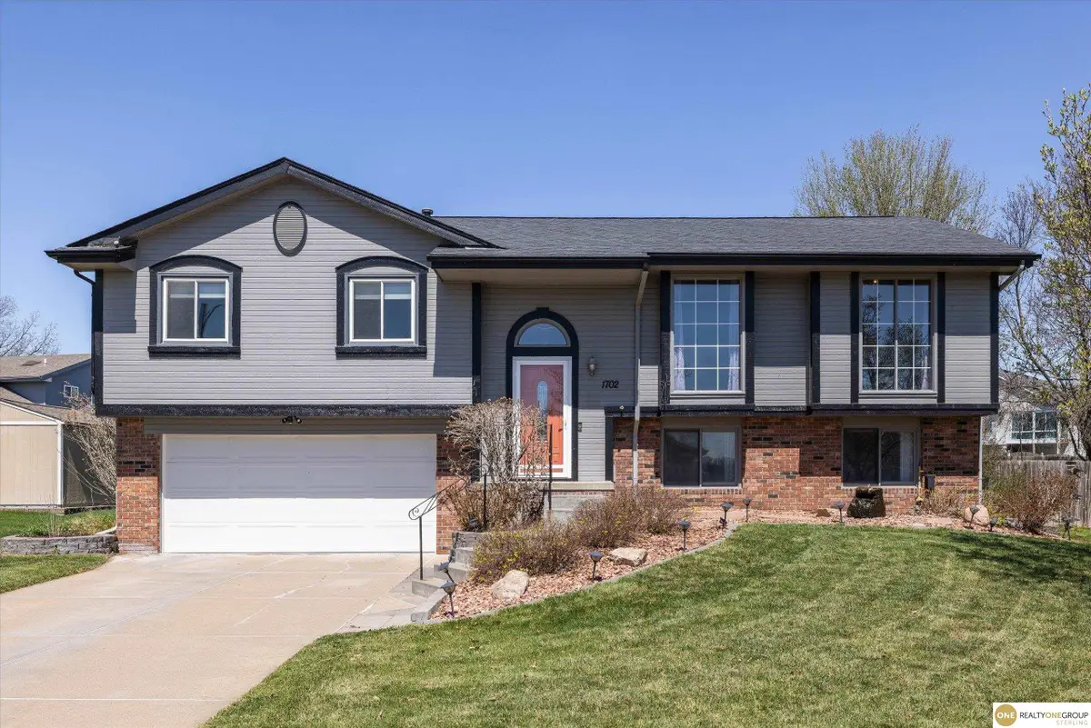 1702 Savannah Drive, Papillion, NE 68133 - #1