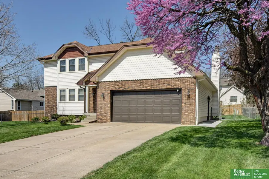 1002 N Beadle Street, Papillion, NE 68046 - #3