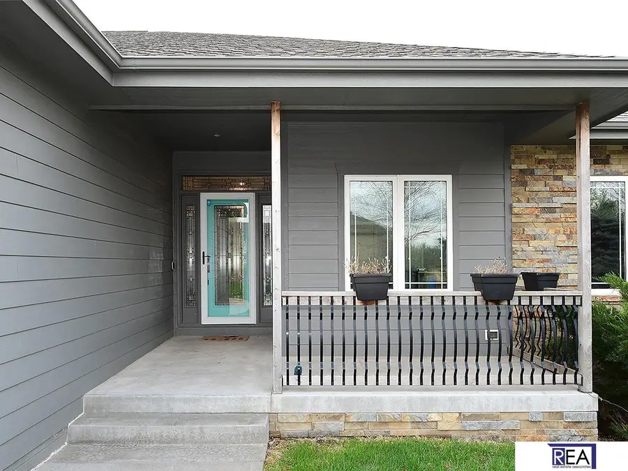 10509 Hillcrest Drive, La Vista, NE 68128 - #3