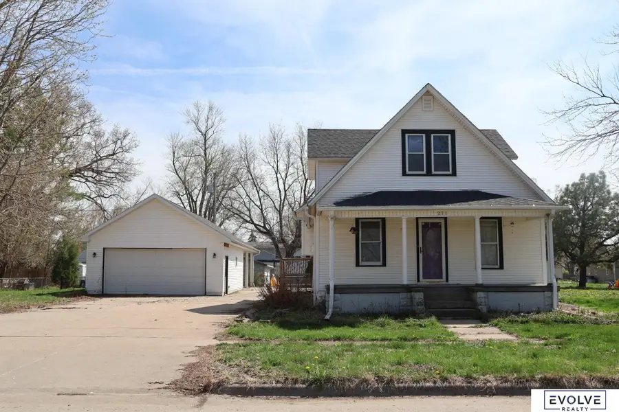 211 W Alexander Street, Valley, NE 68064 - #2