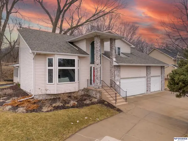 12525 Burt Street, Omaha, NE 68154