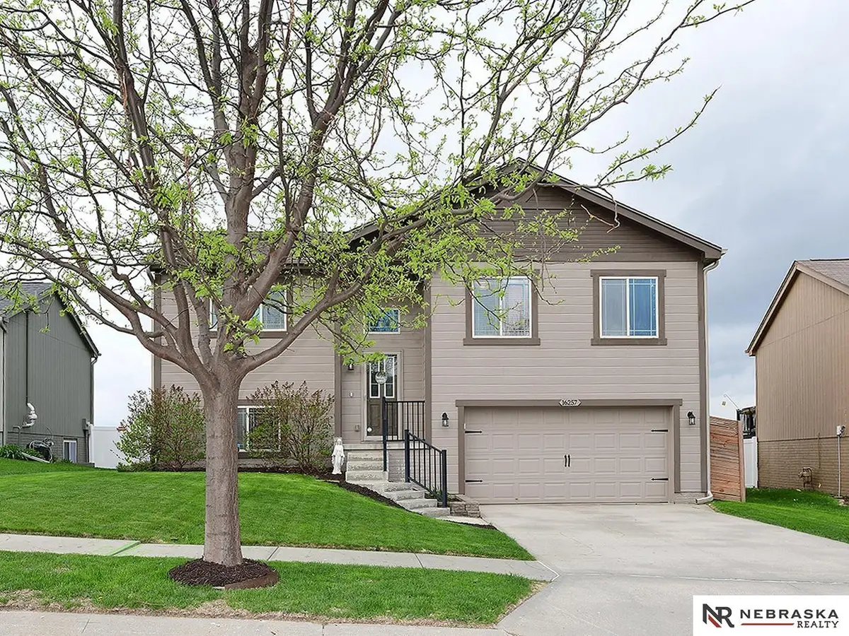 16257 Saratoga Street, Omaha, NE 68116 - #1