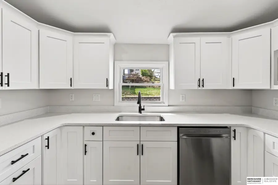 6772 Bedford Avenue, Omaha, NE 68104 - #3