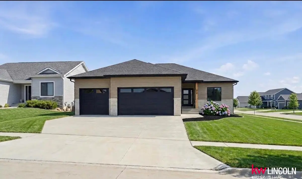 963 W Santa Clara Street, Lincoln, NE 68523 - #1