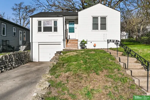 3342 N 41 Street, Omaha, NE 68111