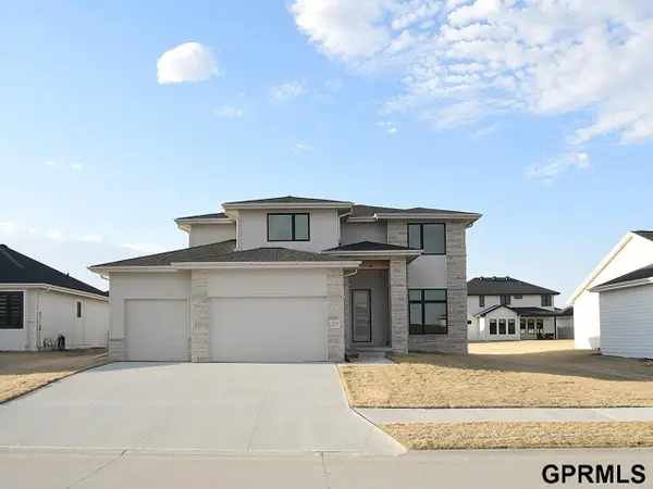 21121 Jessie Avenue, Elkhorn, NE 68022