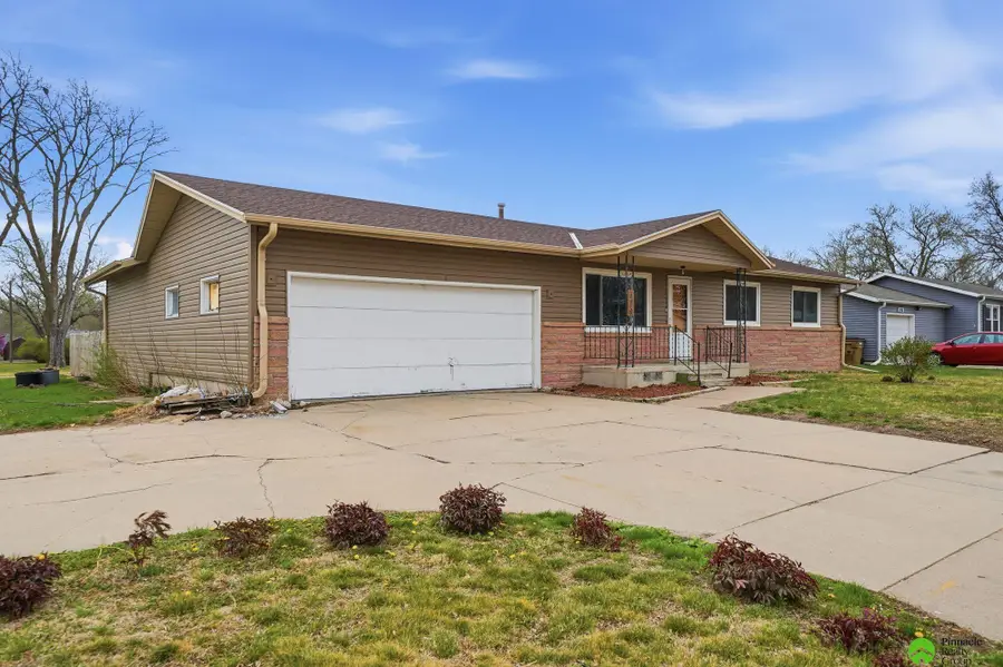 420 12th Street, Aurora, NE 68818 - #2