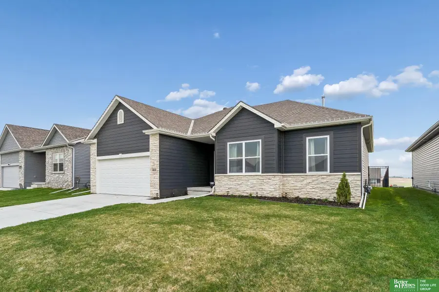 4910 N 211 Avenue, Chicago, NE 68022 - #2