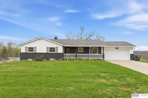 10604 N 50th Avenue, Omaha, NE 68152