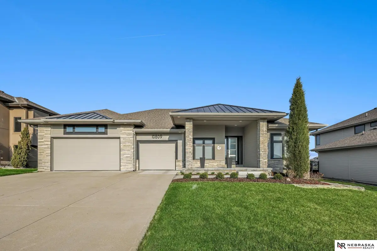 10809 S 186th Avenue, Omaha, NE 68136 - #1