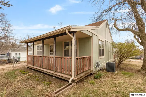 6073 Franklin Street, Omaha, NE 68104