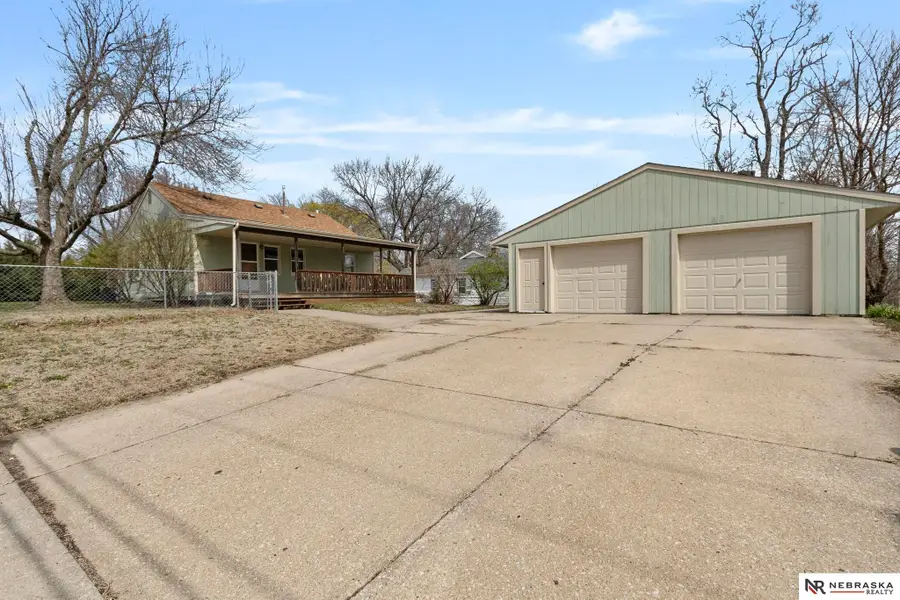 6073 Franklin Street, Omaha, NE 68104 - #2