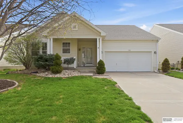 3811 S 190th Street, Omaha, NE 68130