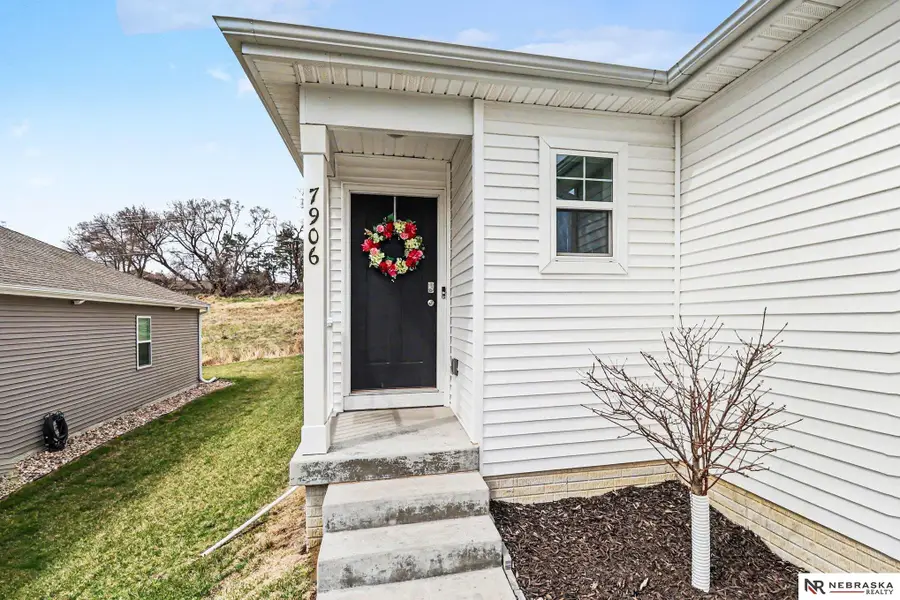 7906 N 95th Avenue, Omaha, NE 68122 - #2