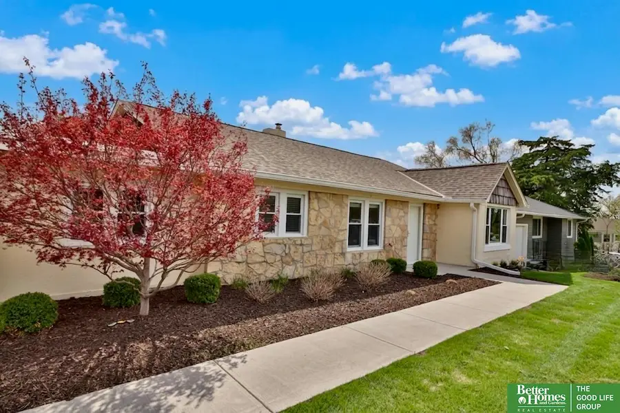 6035 Hamilton Street, Omaha, NE 68132 - #3