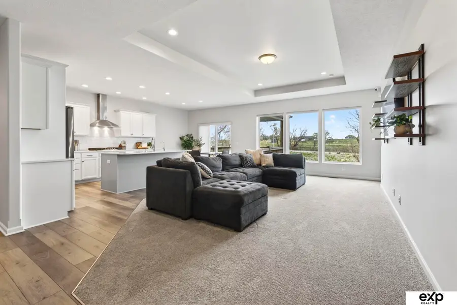 20882 Camelback Avenue, Gretna, NE 68028 - #3