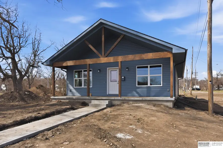 2210 N 26th Street, Omaha, NE 68111 - #2