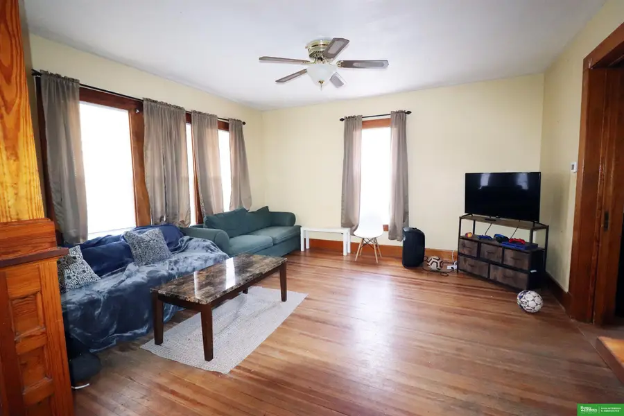 233 E Linden Avenue, Fremont, NE 68025 - #3