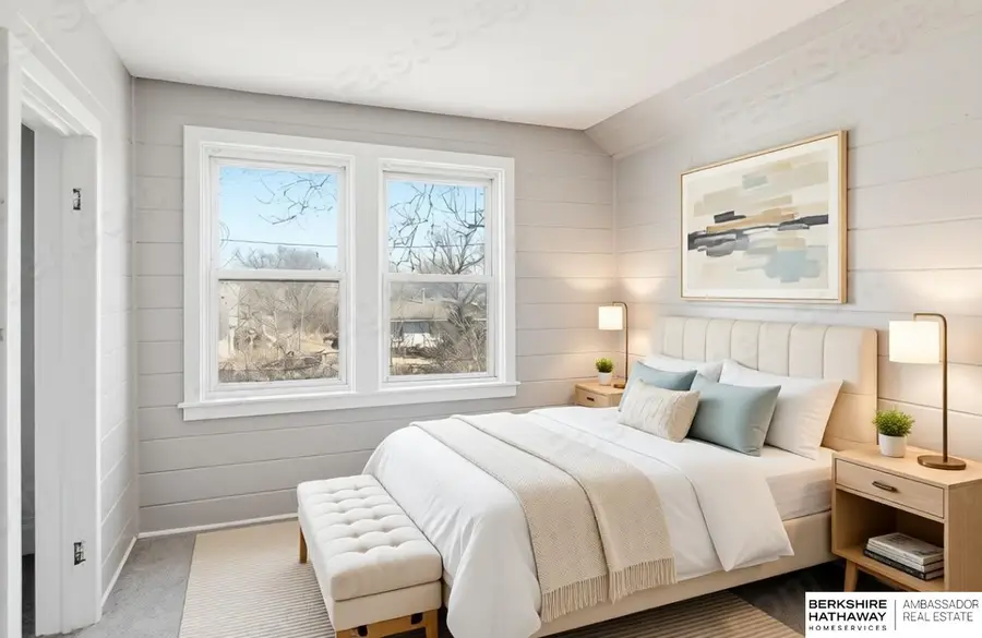 2207 N 16th Street, Omaha, NE 68110 - #3