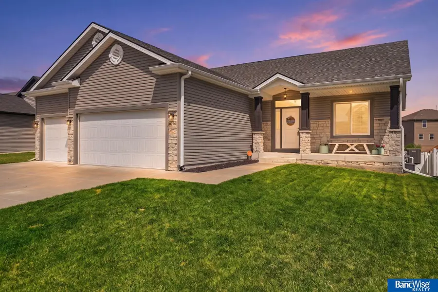 1076 Middleton Avenue, Lincoln, NE 68521 - #2