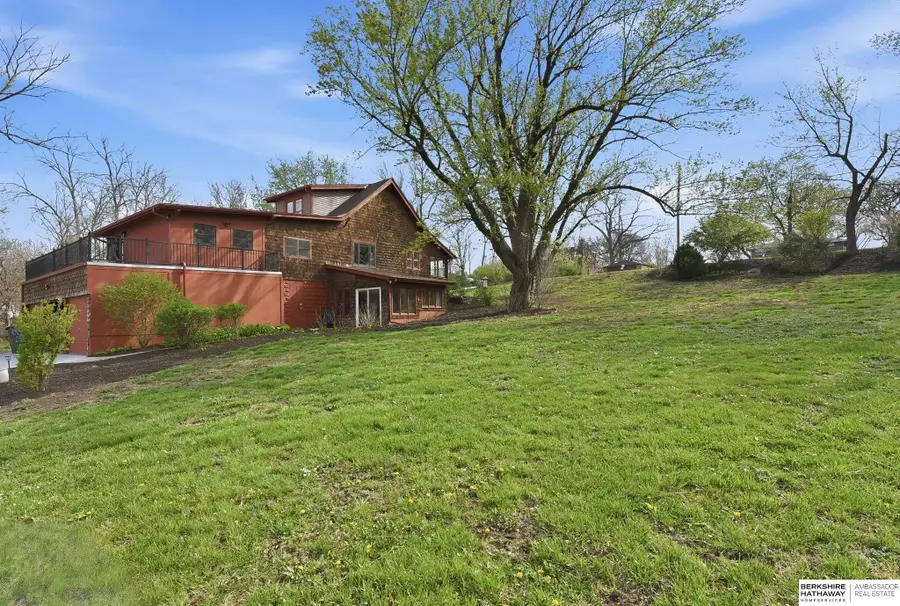 1106 Bellevue Boulevard N, Bellevue, NE 68005 - #3