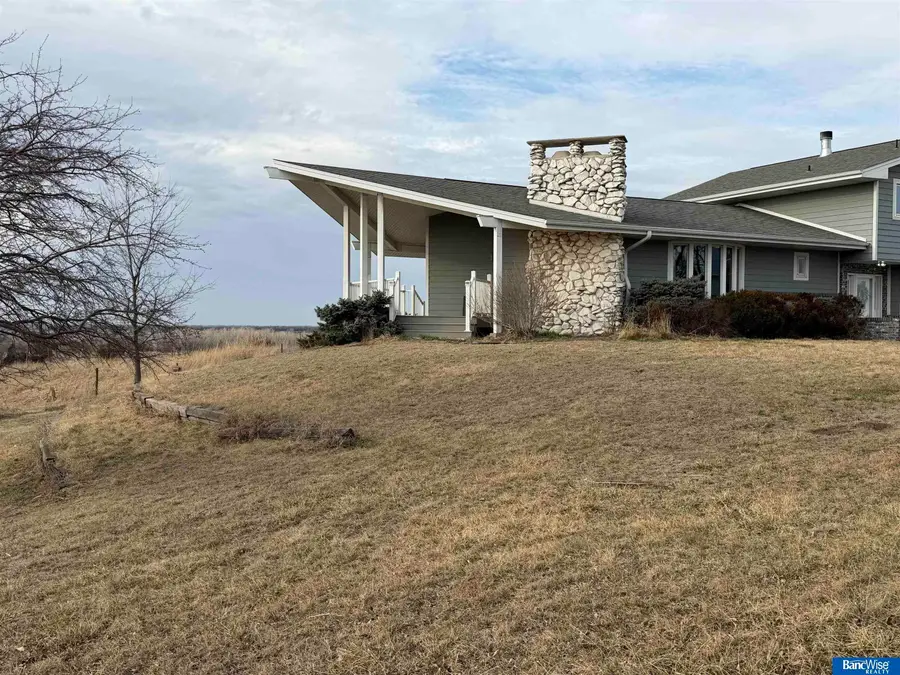701 W 18 Road, Phillips, NE 68865 - #2