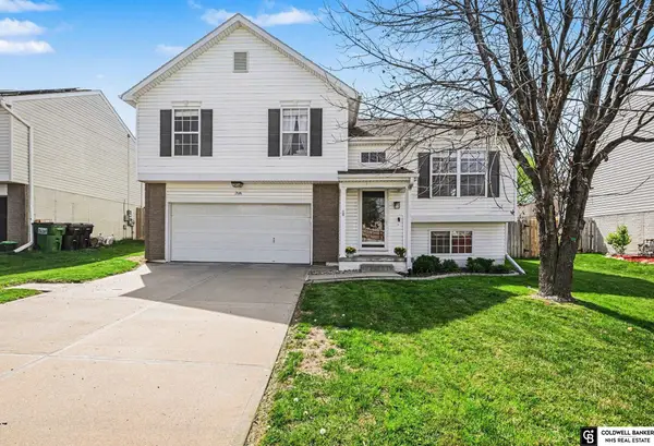 7816 S 159th Street, Omaha, NE 68136