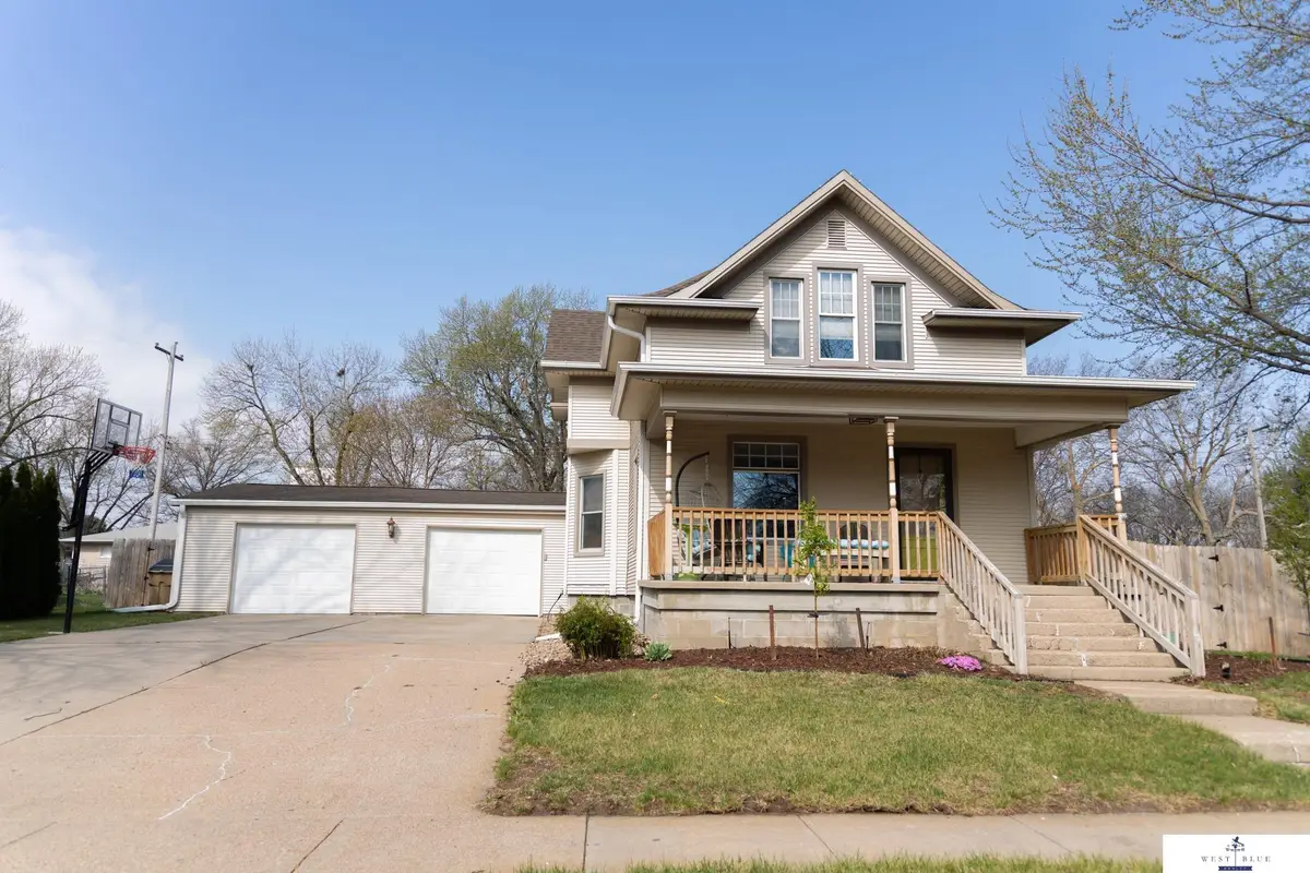 711 14th Street, Aurora, NE 68818 - #1