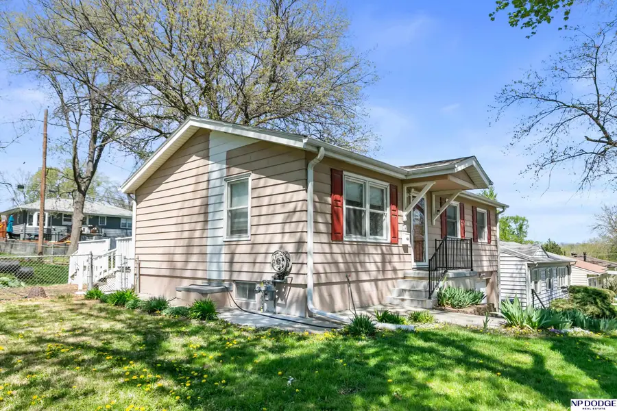8714 A Street, Omaha, NE 68124 - #2