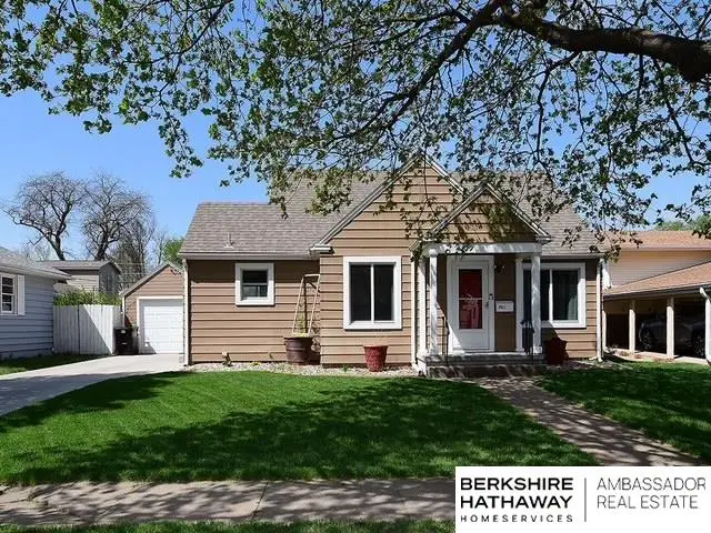 1921 N Maxwell Avenue, Fremont, NE 68025 - #1