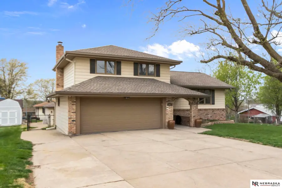 5018 S 53rd Street, Omaha, NE 68117 - #2
